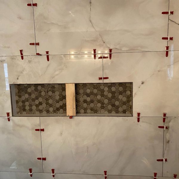 Projet de douche en céramique